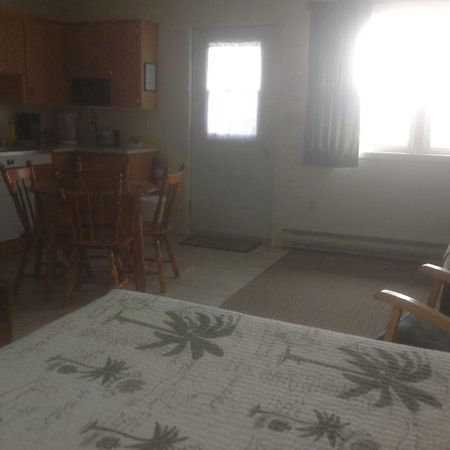 Burton'S Sunset Oasis Motel Bay Saint Lawrence Luaran gambar